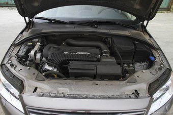 2015款沃尔沃S80L 2.0T自动 T5智雅版