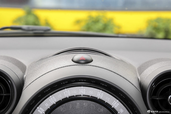 2014款MINI COUNTRYMAN 1.6T自动 COOPER All 4 Excitement