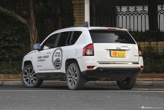 2014款指南者改款2.4L四驱豪华版