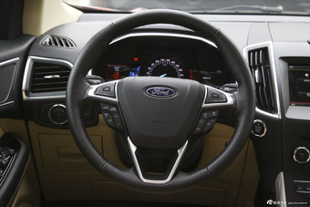 2015款锐界2.0T自动四驱豪锐型