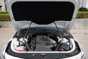 2016款凯迪拉克CT6 2.0T自动28T精英型