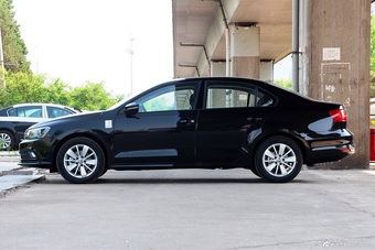 2015款速腾1.6L自动时尚型