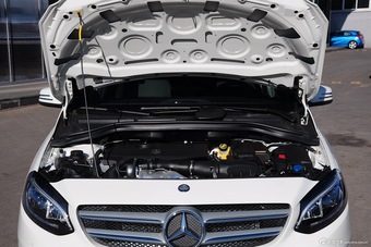 2015款奔驰B级B200时尚型