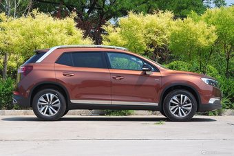 2014款DS 6 1.6T尊享版THP160