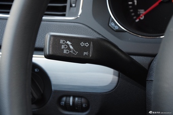 2015款速腾1.6L自动时尚型