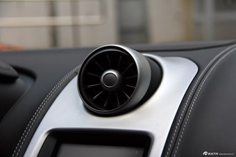 2013款迈凯伦12C 3.8COUPE