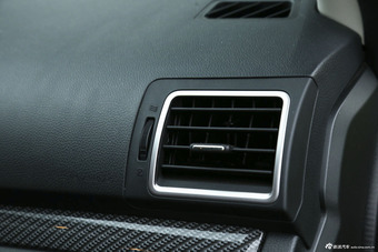 2015款斯巴鲁XV 2.0L自动特装运动版