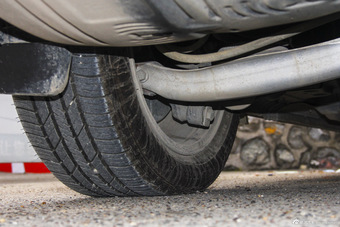 2015款荣威950 1.8T自动精英版