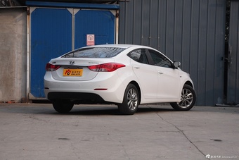 2015款朗动1.6L自动时尚型