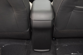 2015款悦翔V7 1.6L手动乐趣型