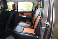 2015款黄海N2 2.8T四驱柴油至尊版