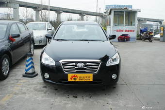 2012款奔腾B50 1.6L手动尊贵型图片