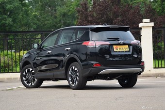 2016款RAV4荣放2.5L自动四驱精英型