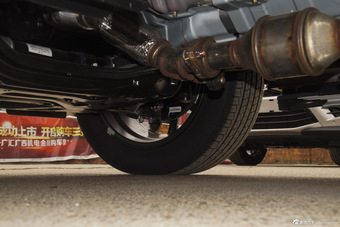 2015款DX7 1.5T自动豪华版