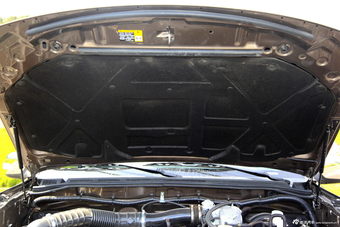 2015款黄海N2 2.8T四驱柴油至尊版