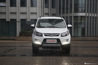 2014款北汽幻速S3 1.5L手动舒适型