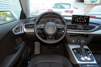 2016款奥迪A7 40TFSI进取型