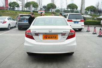 2012款思域1.8L自动舒适版图片