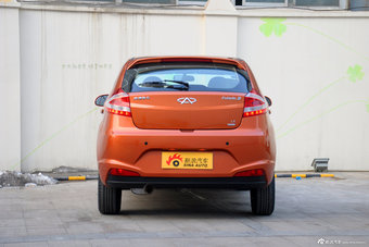 2013款风云2两厢实拍