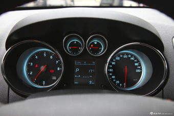 2015款CS35 1.6L自动豪华型国IV