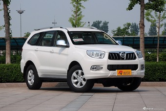 2015款萨瓦纳2.8T手动四驱柴油豪华版5座