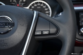 2016款蓝鸟1.6L自动智酷版