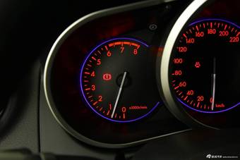 2014款马自达CX-7 2.5L两驱尊贵版到店实拍