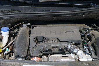 2015款标致2008  1.6THP自动领航版