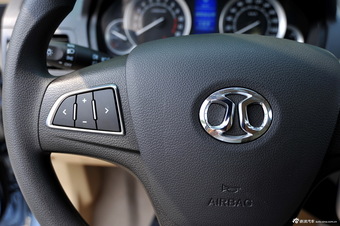 2014款北汽E150EV电动科技版