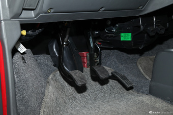 2013款北斗星创业版1.0L手动舒适型