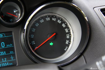 2012款昂科拉1.4T四驱旗舰