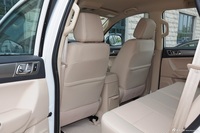 2015款萨瓦纳2.8T手动四驱柴油豪华版5座