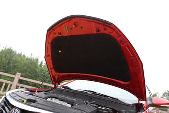 2016款悦翔V7 1.0T手动劲驰新锐型