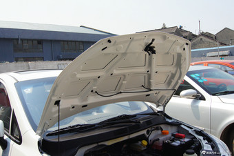 2010款新赛欧三厢1.4L手动优逸版