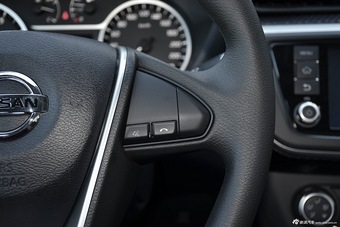 2016款蓝鸟1.6L自动智炫版