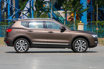 2016款哈弗H7 2.0T自动两驱豪华型