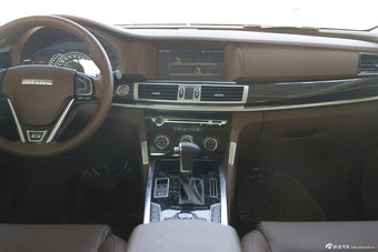 2016款哈弗H7 2.0T自动两驱豪华型