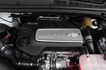 2016款TRAX创酷1.4T自动两驱舒适天窗型