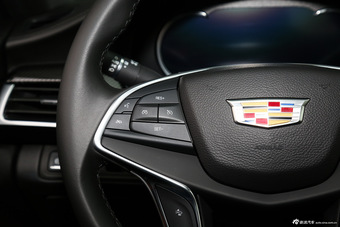 2016款CT6 2.0T自动28T领先型