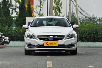 2015款沃尔沃S60L 2.0T自动T5智驭版