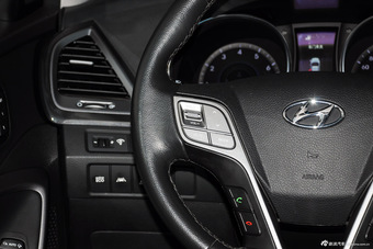 2015款全新胜达2.0T自动四驱顶级型 7座