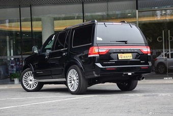 2016款林肯领航员3.5T自动AWD