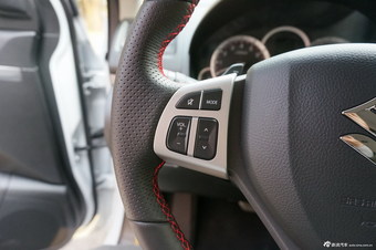 2014款速翼特到店实拍