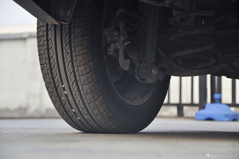 2014款力帆530 1.5L手动标准型