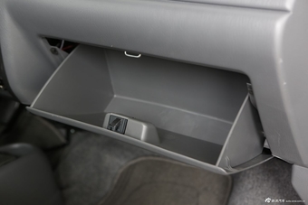 2013款北斗星创业版1.0L手动实用型