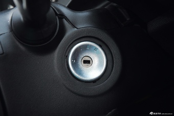 2013款嘉年华两厢1.5L自动运动型