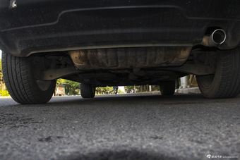 2014款指南者改款2.4L四驱豪华版