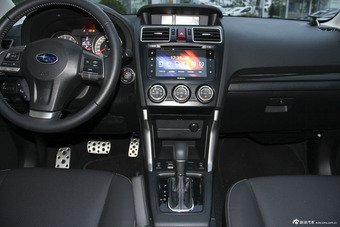 2015款森林人2.5L自动特装纪念版