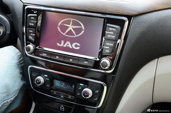 2014款和悦1.5L手动尊逸型实拍