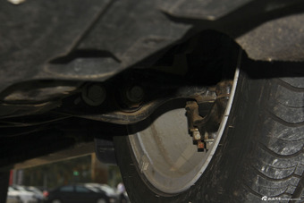 2014款海马汽车M8 2.0L自动豪华型